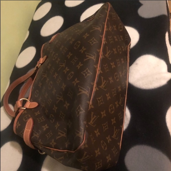 Louis Vuitton batignolles pm handbag - Picture 7 of 11